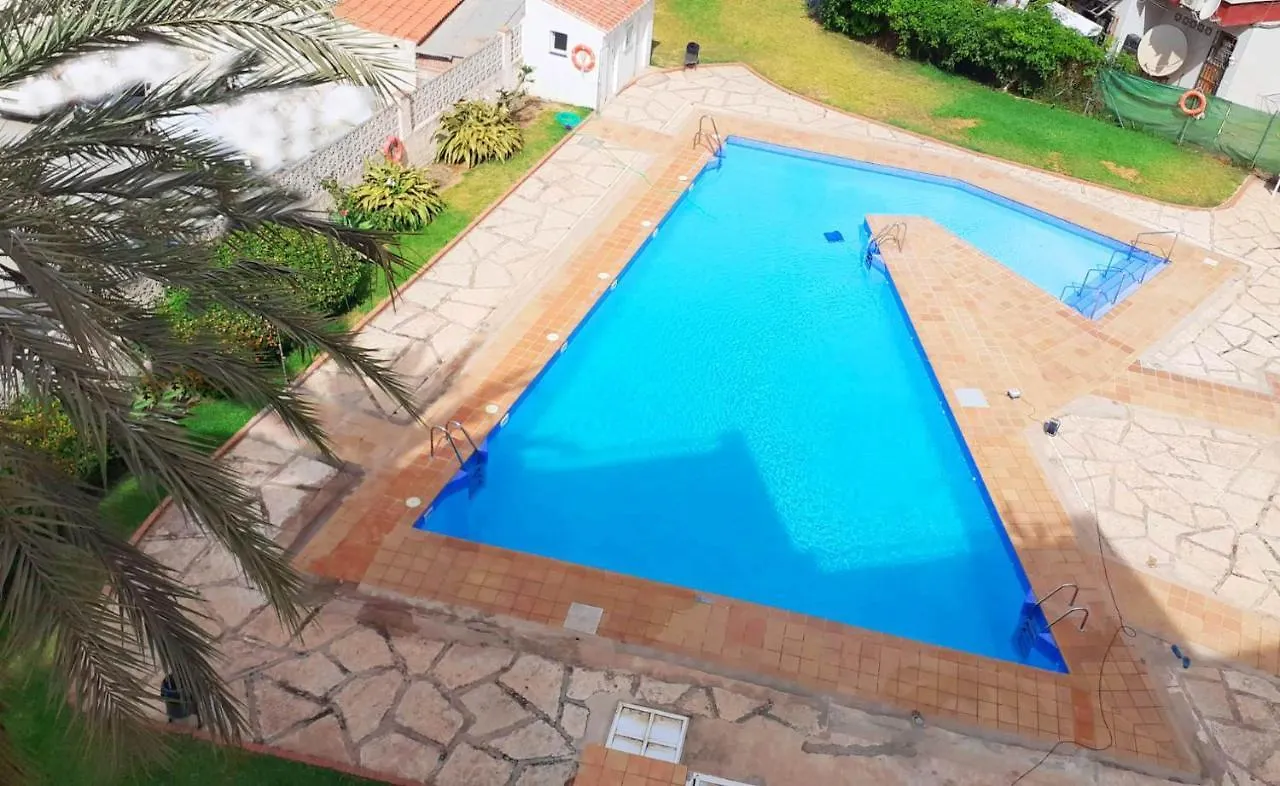 Bright Studio With Pool, Torrecilla Beach location