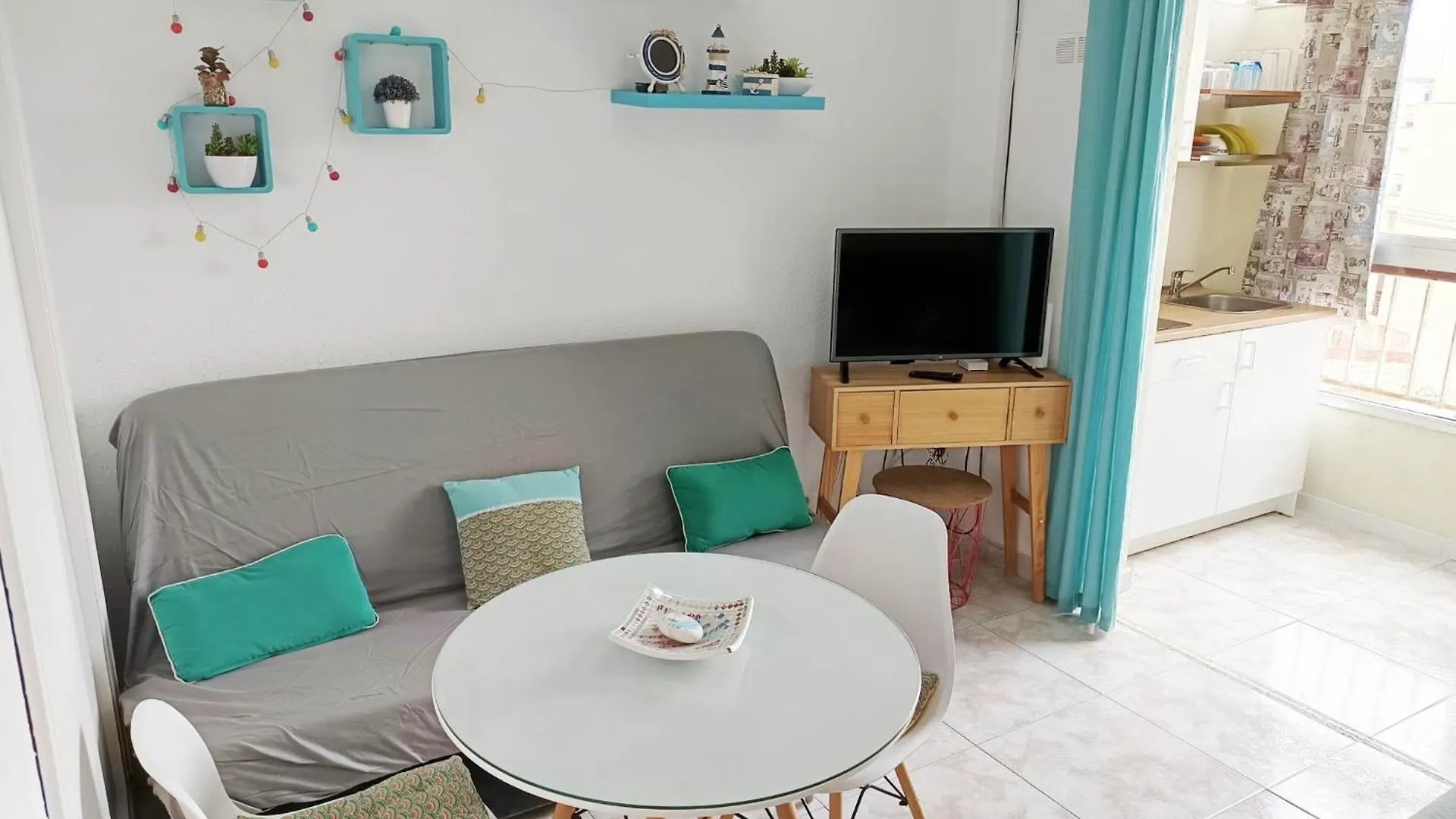 Bright Studio With Pool, Torrecilla Beach Nerja Ισπανία